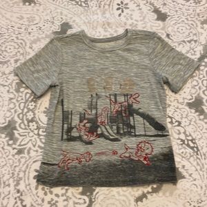 Old navy t-shirt size 18-24 months